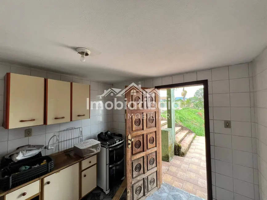 Chácara com 3 quartos à venda, 780m2 em Piracaia - SP - imagem 3 Foto 3 de Chácara com 3 quartos à venda, 780m2 em Piracaia - SP