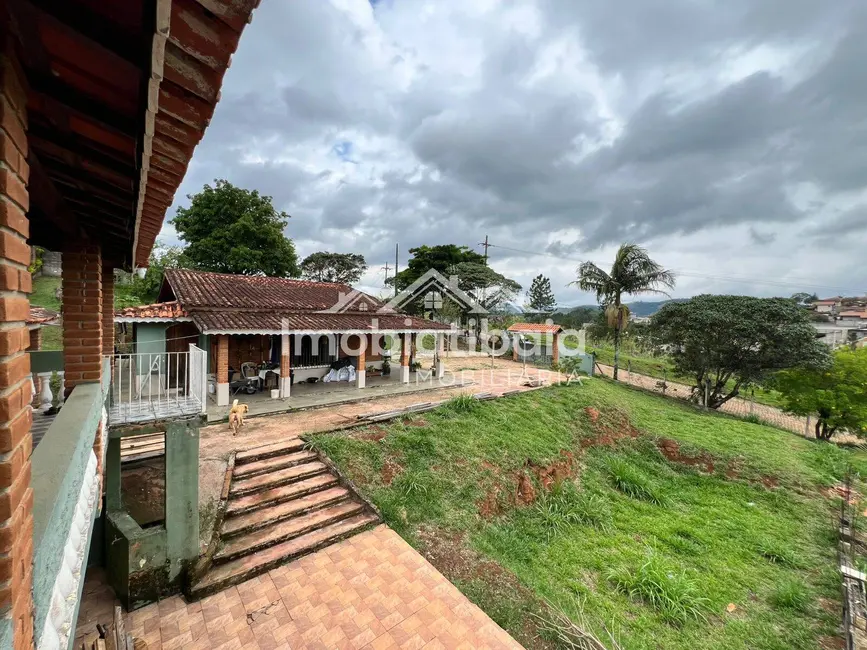 Chácara com 3 quartos à venda, 780m2 em Piracaia - SP - imagem 5 Foto 5 de Chácara com 3 quartos à venda, 780m2 em Piracaia - SP