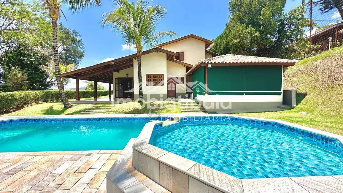 Foto 2 de Chácara com 5 quartos à venda e para alugar, 1144m2 em Bom Jesus Dos Perdoes - SP