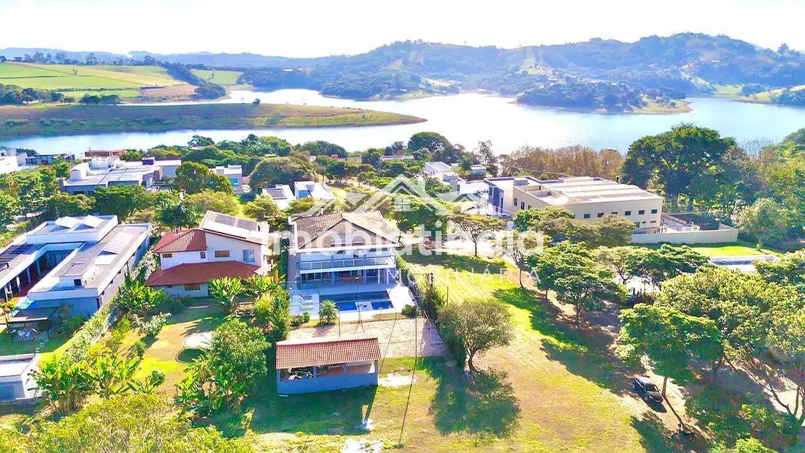 Foto 2 de Casa de Condomínio com 6 quartos à venda, 1200m2 em Piracaia - SP