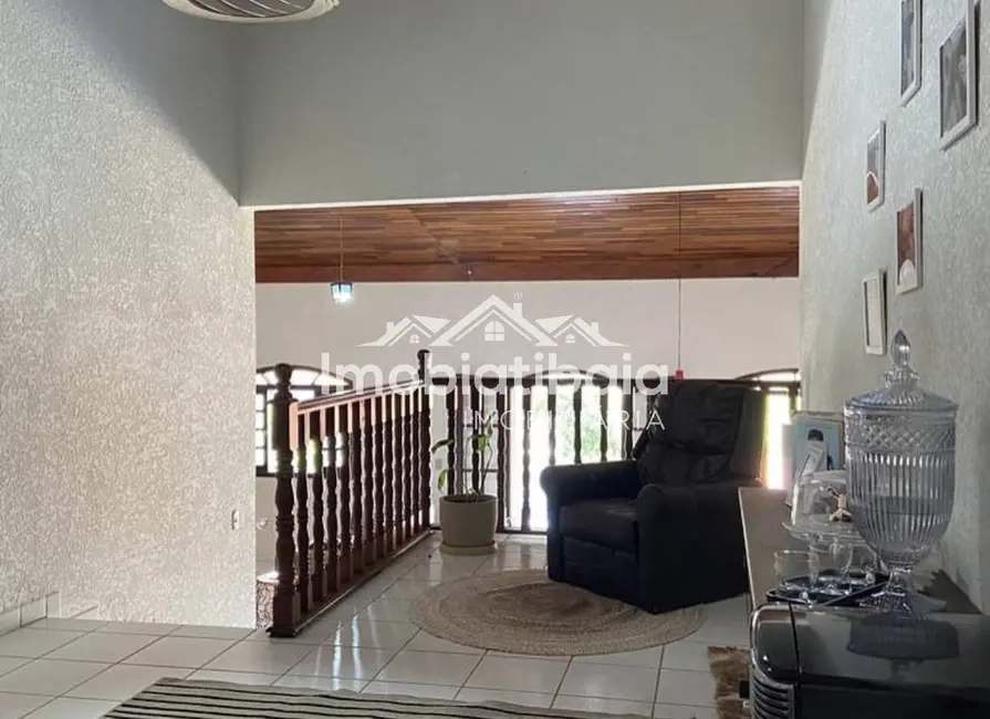 Foto 5 de Chácara com 3 quartos à venda, 1690m2 em Bom Jesus Dos Perdoes - SP