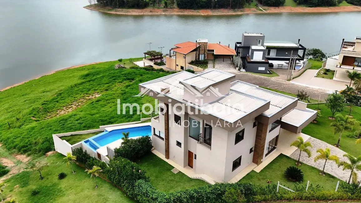 Chácara com 3 quartos à venda, 1028m2 em Centro, Joanopolis - SP - imagem 7 Foto 7 de Chácara com 3 quartos à venda, 1028m2 em Centro, Joanopolis - SP