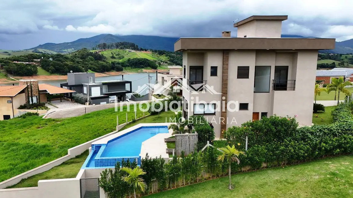 Chácara com 3 quartos à venda, 1028m2 em Centro, Joanopolis - SP - imagem 9 Foto 9 de Chácara com 3 quartos à venda, 1028m2 em Centro, Joanopolis - SP