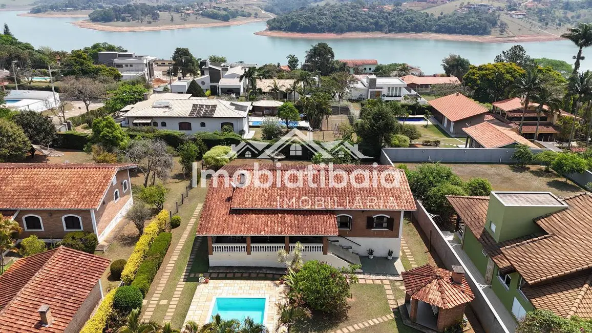 Foto 1 de Chácara com 3 quartos à venda, 1243m2 em Piracaia - SP