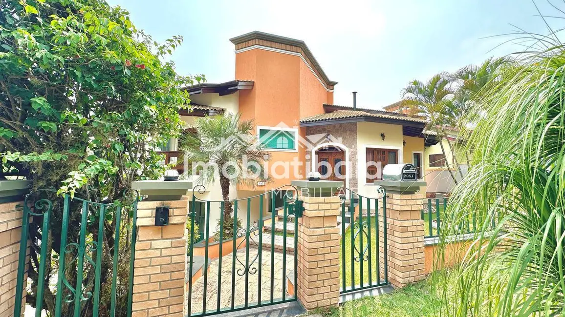 Foto 3 de Casa de Condomínio com 5 quartos à venda, 1200m2 em Condomínio Flamboyant-B, Atibaia - SP