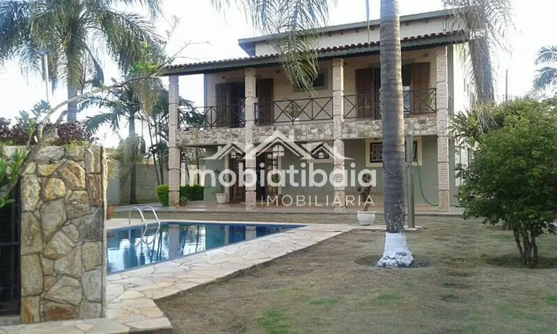 Foto 1 de Chácara com 3 quartos à venda e para alugar, 1000m2 em Centro, Bom Jesus Dos Perdoes - SP