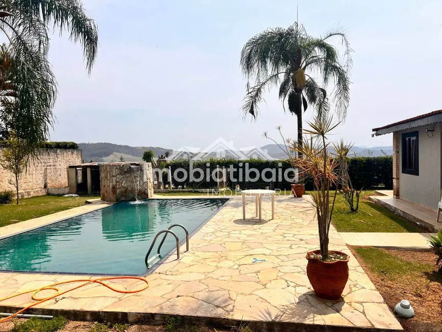 Foto 4 de Chácara com 3 quartos à venda e para alugar, 1000m2 em Centro, Bom Jesus Dos Perdoes - SP