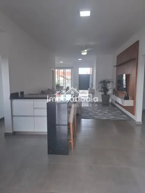 Foto 9 de Casa com 3 quartos à venda, 580m2 em Usina, Atibaia - SP