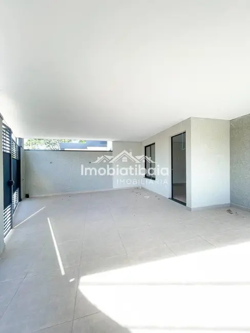 Foto 3 de Casa com 3 quartos à venda, 190m2 em Atibaia - SP