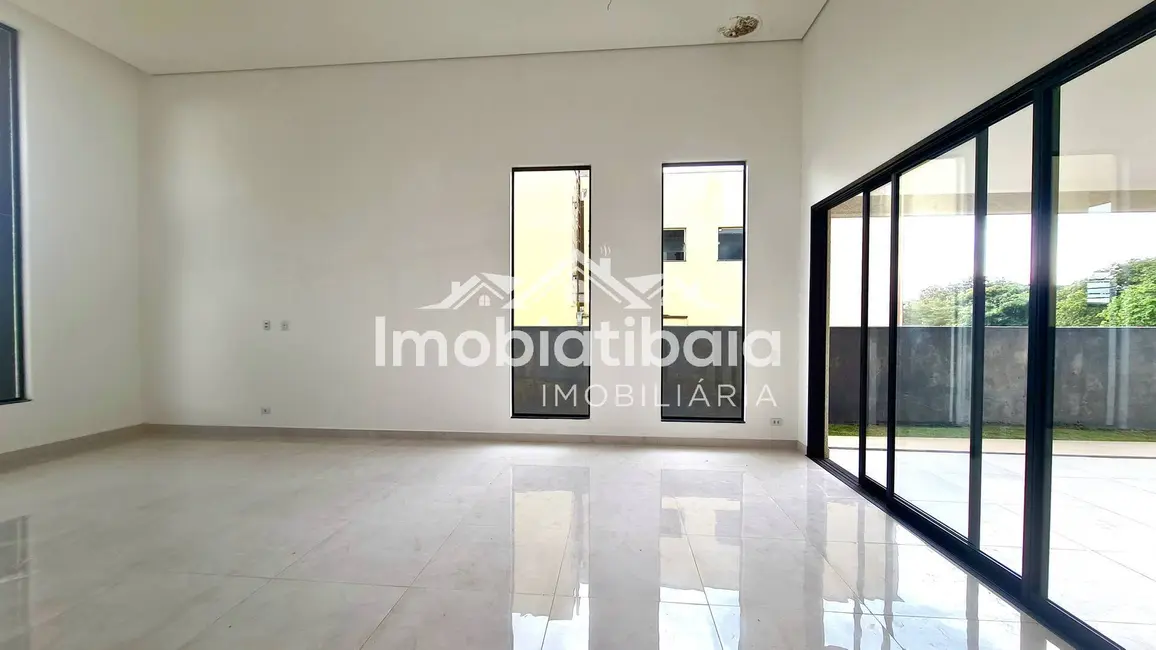 Foto 6 de Casa de Condomínio com 3 quartos à venda e para alugar, 600m2 em Condomínio Residencial Shamballa III, Atibaia - SP