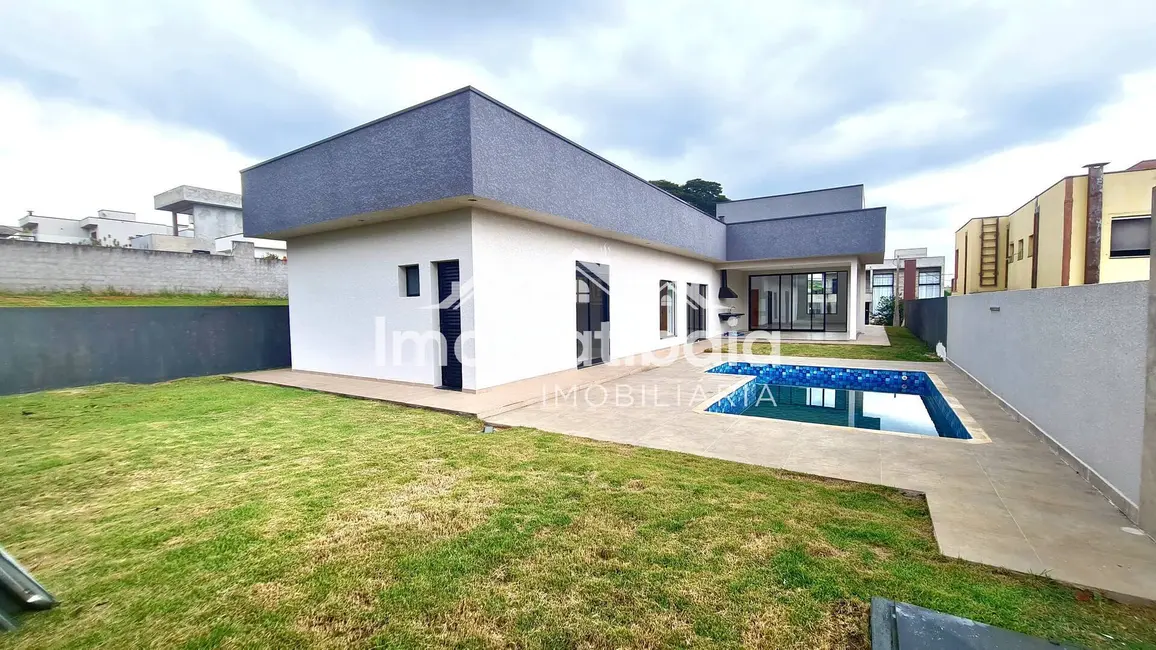 Foto 3 de Casa de Condomínio com 3 quartos à venda e para alugar, 600m2 em Condomínio Residencial Shamballa III, Atibaia - SP