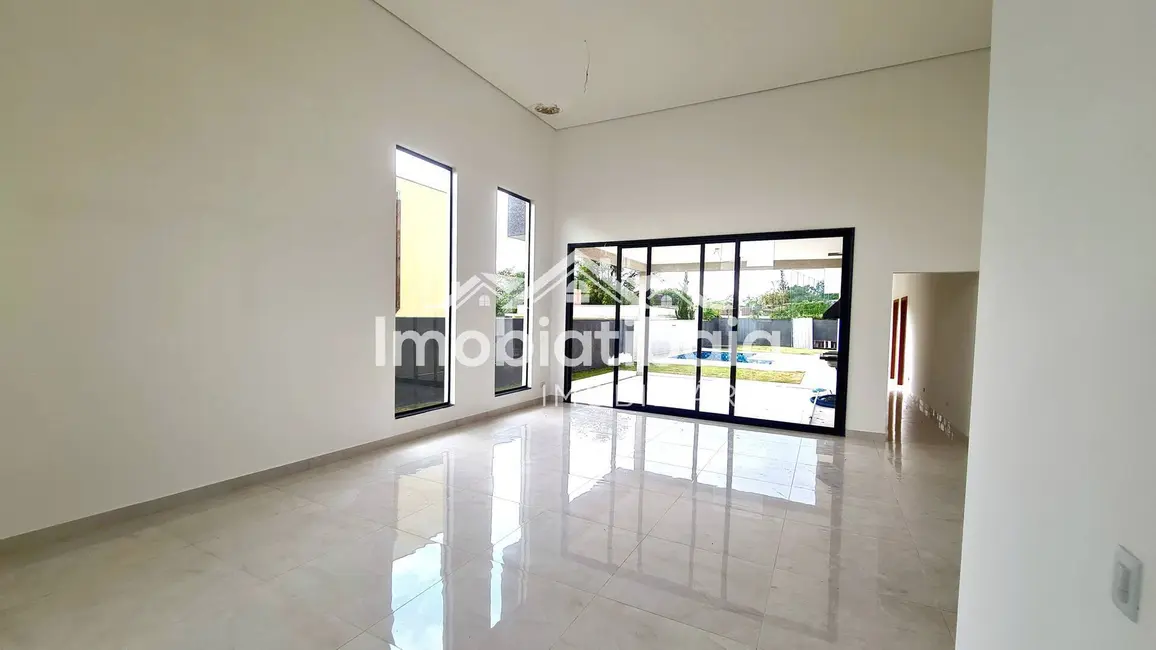 Foto 7 de Casa de Condomínio com 3 quartos à venda e para alugar, 600m2 em Condomínio Residencial Shamballa III, Atibaia - SP