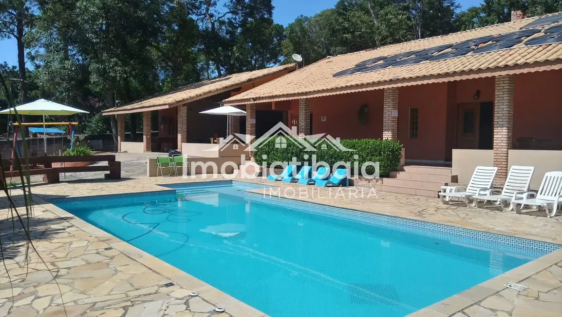 Chácara com 6 quartos à venda, 1040m2 em Jarinu - SP - imagem 1 Foto 1 de Chácara com 6 quartos à venda, 1040m2 em Jarinu - SP