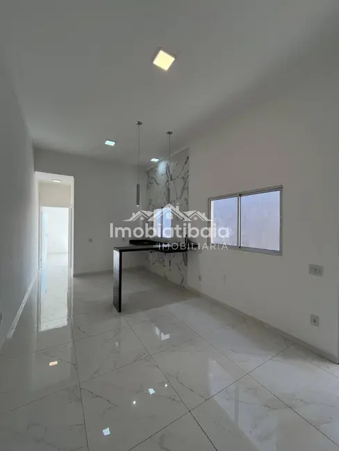 Casa com 2 quartos à venda, 125m2 em Bom Jesus Dos Perdoes - SP - imagem 4 Foto 4 de Casa com 2 quartos à venda, 125m2 em Bom Jesus Dos Perdoes - SP