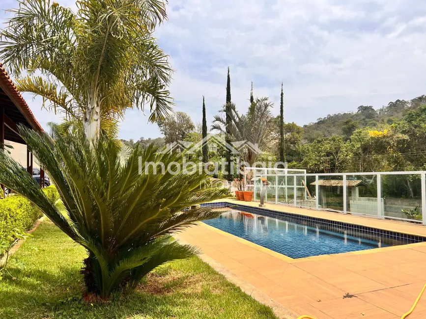 Foto 2 de Chácara com 4 quartos à venda, 1300m2 em Boa Vista dos Silva, Braganca Paulista - SP