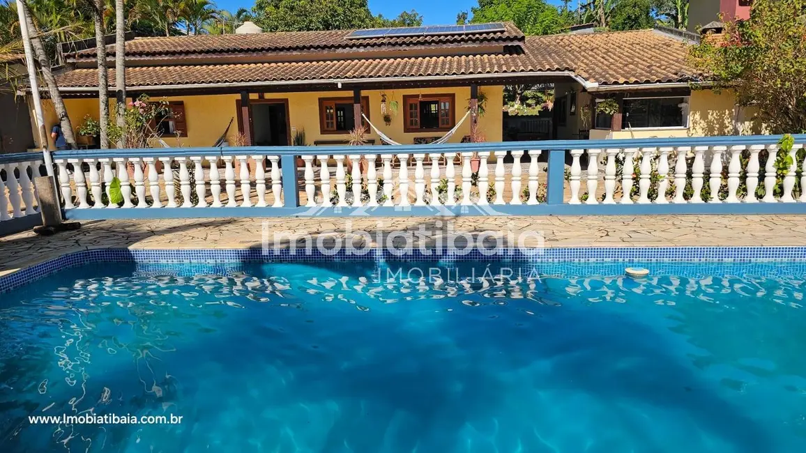 Chácara com 3 quartos à venda, 1400m2 em Centro, Jarinu - SP - imagem 1 Foto 1 de Chácara com 3 quartos à venda, 1400m2 em Centro, Jarinu - SP