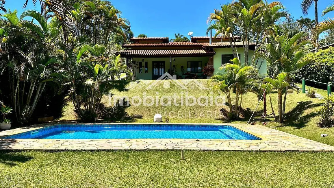 Foto 1 de Chácara com 3 quartos à venda, 1210m2 em Bom Jesus Dos Perdoes - SP