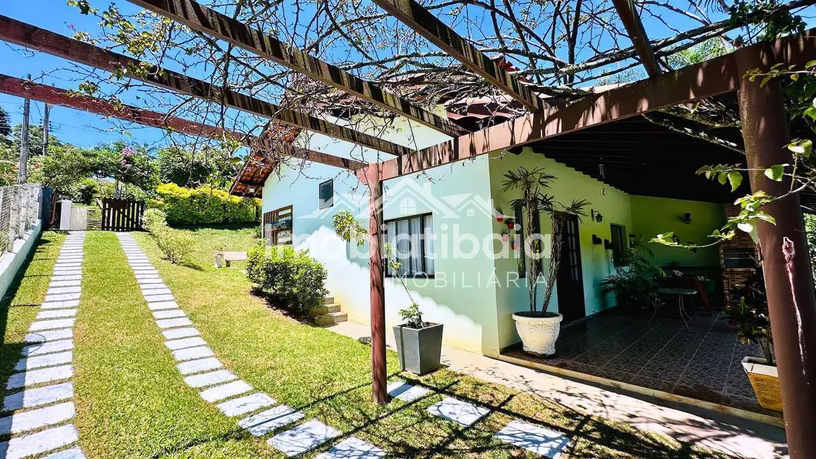 Foto 7 de Chácara com 3 quartos à venda, 1210m2 em Bom Jesus Dos Perdoes - SP