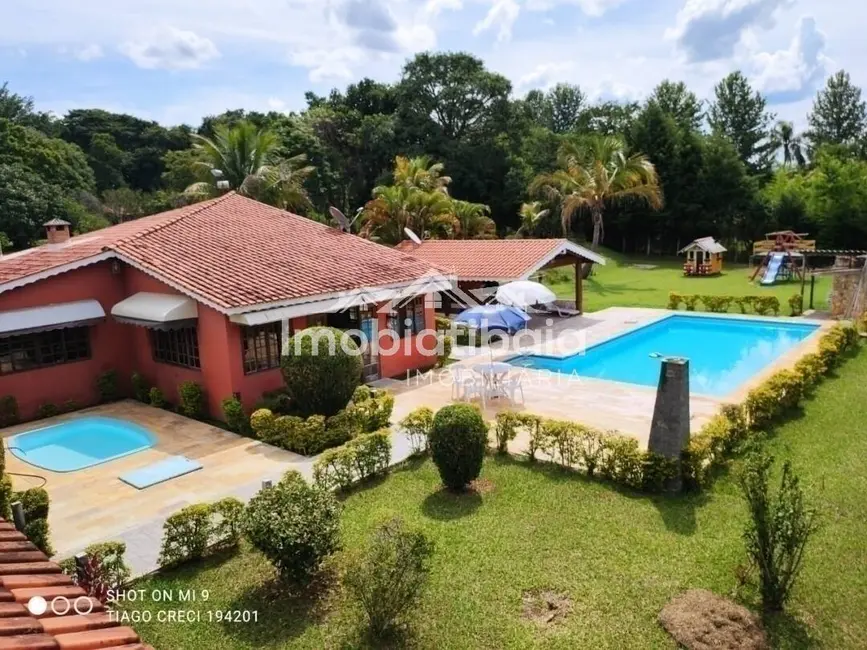 Foto 1 de Fazenda / Haras com 4 quartos à venda, 22000m2 em Centro, Piracaia - SP