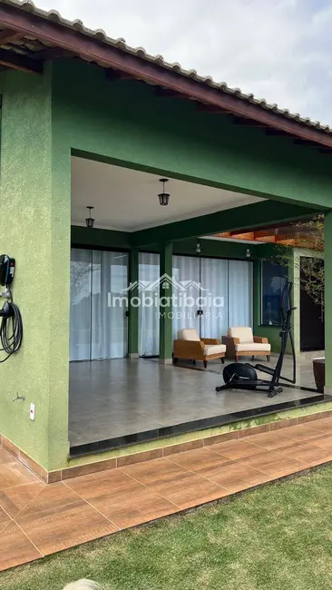 Foto 8 de Chácara com 3 quartos à venda, 1000m2 em Estância Santa Maria do Laranjal, Atibaia - SP