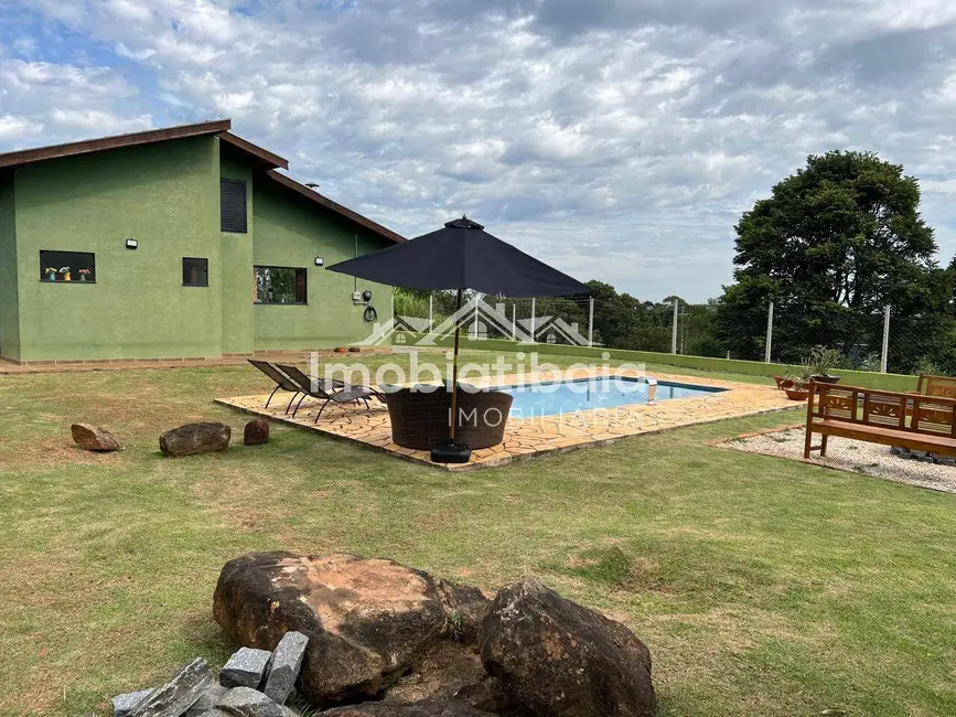 Foto 6 de Chácara com 3 quartos à venda, 1000m2 em Estância Santa Maria do Laranjal, Atibaia - SP