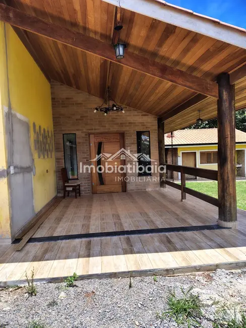 Chácara com 4 quartos à venda, 1648m2 em Batatuba, Piracaia - SP - imagem 8 Foto 8 de Chácara com 4 quartos à venda, 1648m2 em Batatuba, Piracaia - SP