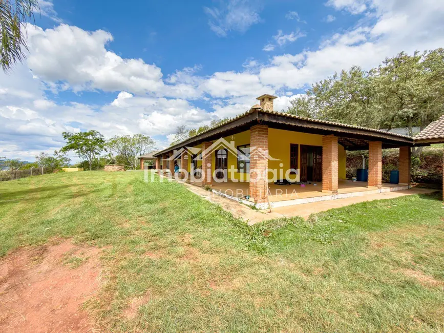 Foto 5 de Chácara com 3 quartos à venda, 4800m2 em Atibaia - SP