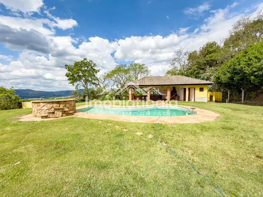 Foto 3 de Chácara com 3 quartos à venda, 4800m2 em Atibaia - SP