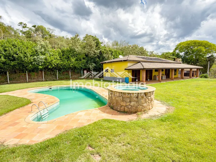 Foto 1 de Chácara com 3 quartos à venda, 4800m2 em Atibaia - SP