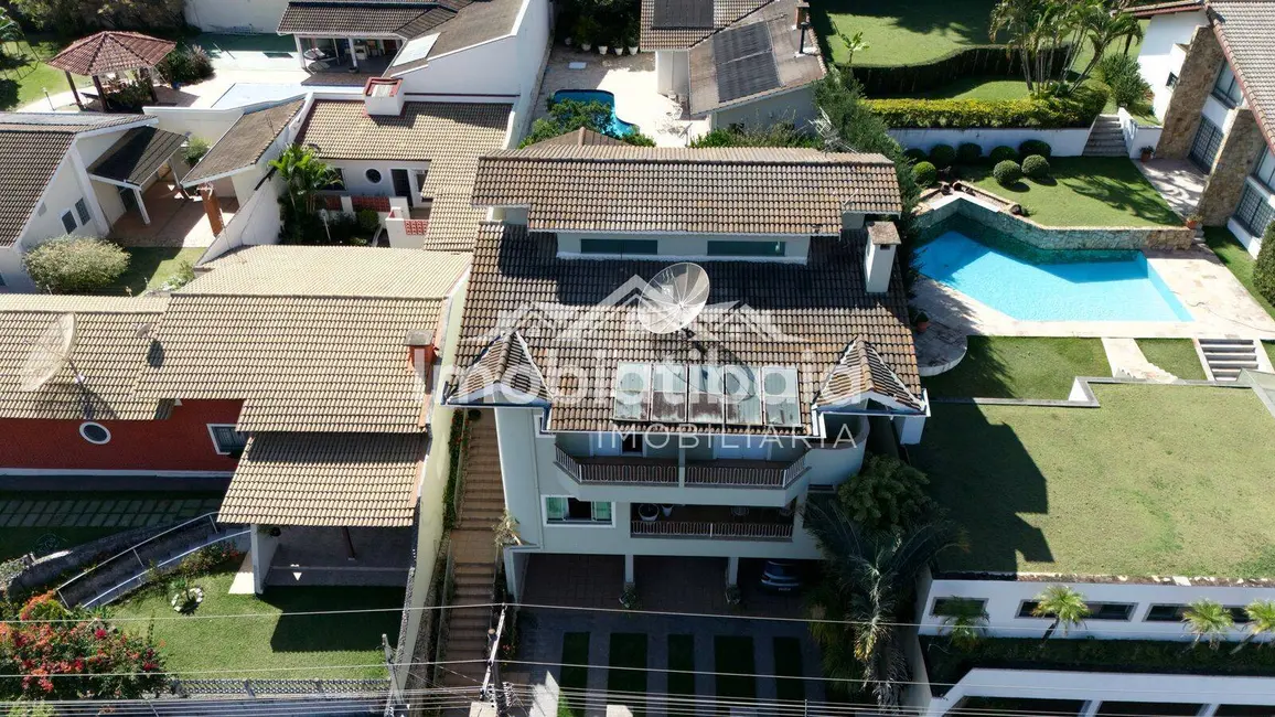 Casa com 5 quartos à venda, 900m2 em Jardim Itaperi, Atibaia - SP - imagem 4 Foto 4 de Casa com 5 quartos à venda, 900m2 em Jardim Itaperi, Atibaia - SP