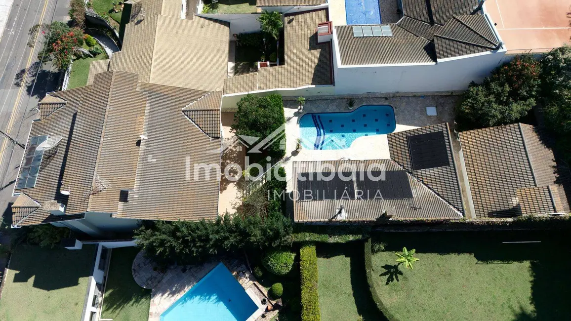 Casa com 5 quartos à venda, 900m2 em Jardim Itaperi, Atibaia - SP - imagem 7 Foto 7 de Casa com 5 quartos à venda, 900m2 em Jardim Itaperi, Atibaia - SP