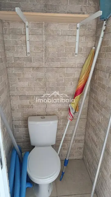 Casa de Condomínio com 2 quartos à venda, 90m2 em Jardim Santo Antônio, Atibaia - SP - imagem 6 Foto 6 de Casa de Condomínio com 2 quartos à venda, 90m2 em Jardim Santo Antônio, Atibaia - SP