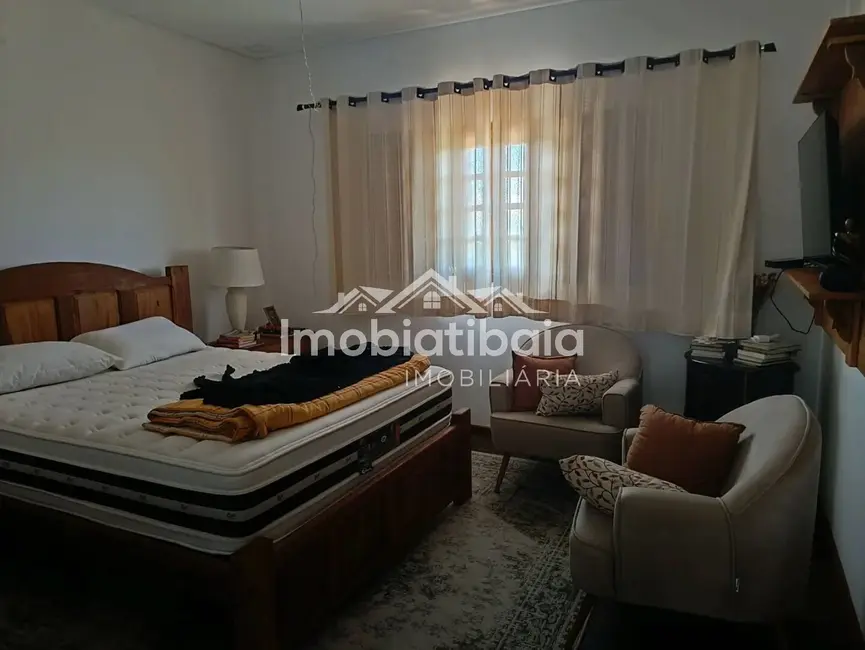 Casa de Condomínio com 3 quartos à venda, 680m2 em Laranja Azeda, Atibaia - SP - imagem 2 Foto 2 de Casa de Condomínio com 3 quartos à venda, 680m2 em Laranja Azeda, Atibaia - SP