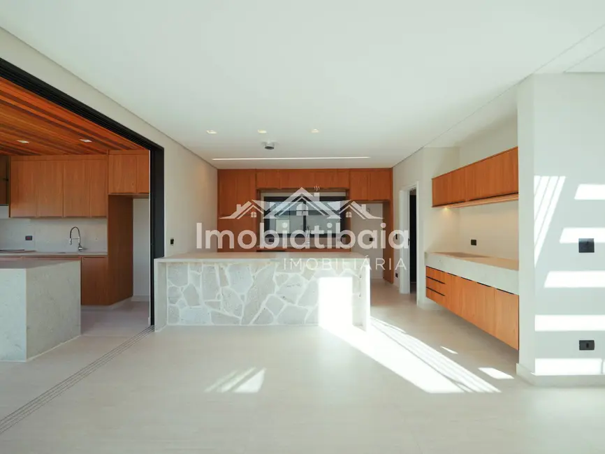 Foto 2 de Casa com 4 quartos à venda, 360m2 em San Fernando Valley, Atibaia - SP