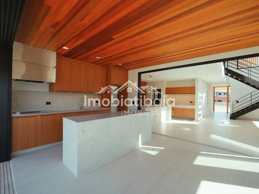 Foto 8 de Casa com 4 quartos à venda, 360m2 em San Fernando Valley, Atibaia - SP