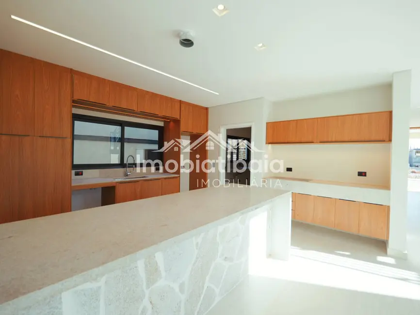 Foto 7 de Casa com 4 quartos à venda, 360m2 em San Fernando Valley, Atibaia - SP