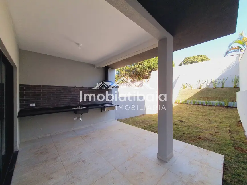 Foto 4 de Casa com 3 quartos à venda, 200m2 em Jardim do Lago, Atibaia - SP