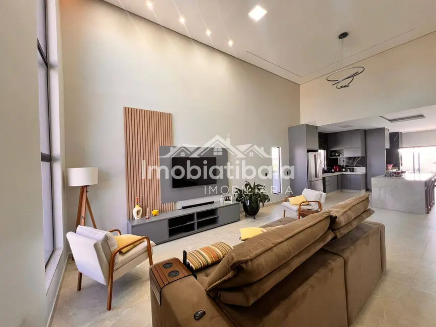 Foto 2 de Casa de Condomínio com 3 quartos à venda, 300m2 em Bom Jesus Dos Perdoes - SP