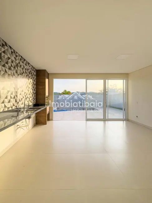 Foto 3 de Casa de Condomínio com 3 quartos à venda, 510m2 em Jardim Shangri-Lá, Atibaia - SP