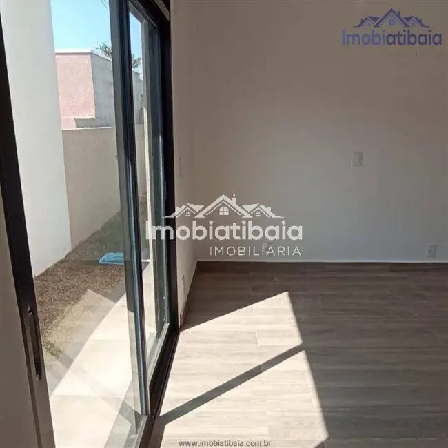 Foto 3 de Casa de Condomínio com 3 quartos à venda, 300m2 em Bairro dos Pires, Atibaia - SP