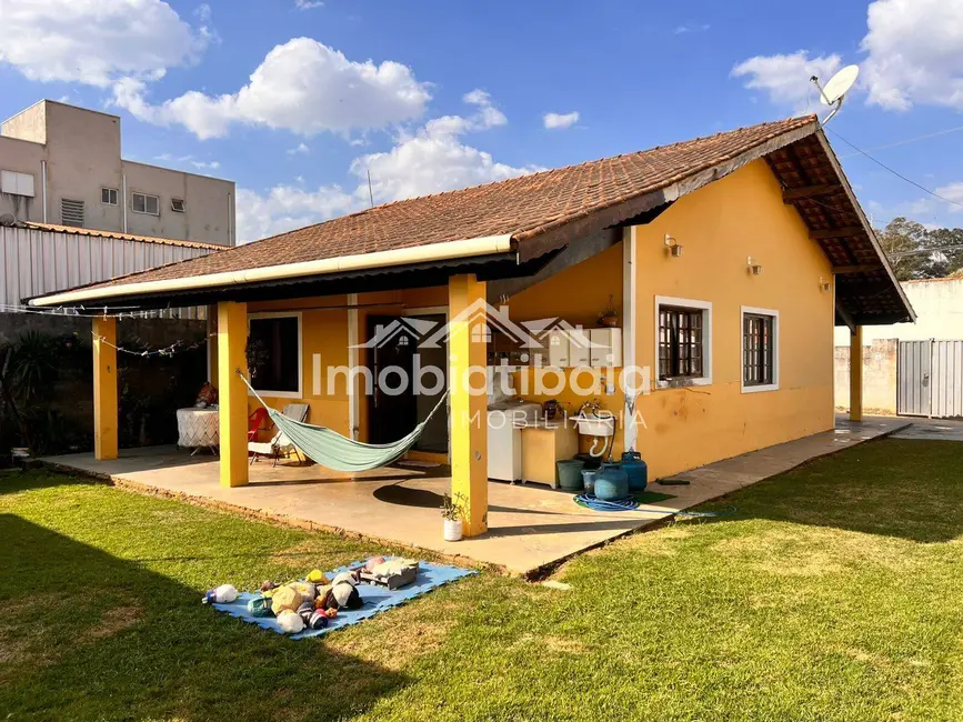 Foto 2 de Casa com 2 quartos à venda, 367m2 em Ressaca, Atibaia - SP