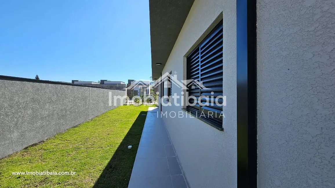Foto 3 de Casa de Condomínio com 3 quartos à venda, 197m2 em Chácaras Maringá, Atibaia - SP