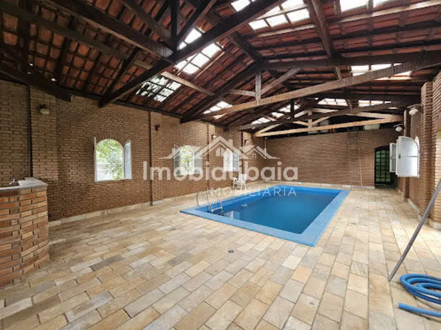 Chácara com 4 quartos à venda, 800m2 em Maracanã, Atibaia - SP - imagem 3 Foto 3 de Chácara com 4 quartos à venda, 800m2 em Maracanã, Atibaia - SP