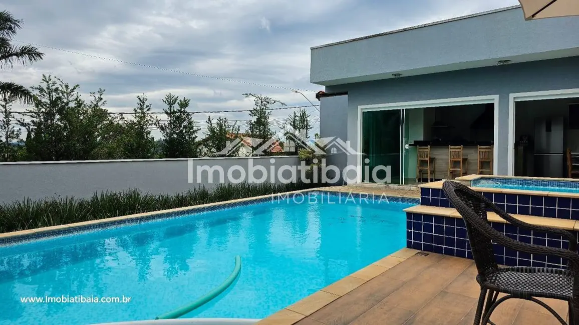 Foto 7 de Chácara com 3 quartos à venda, 888m2 em Bom Jesus Dos Perdoes - SP