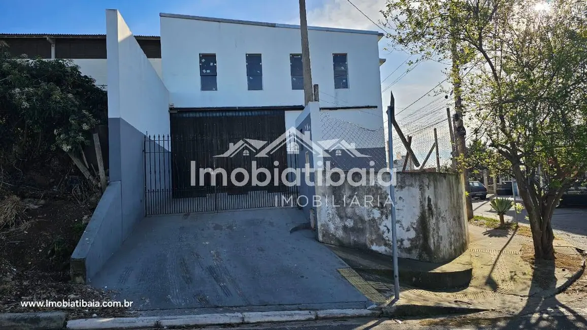 Foto 1 de Armazém / Galpão à venda, 250m2 em Mairipora - SP