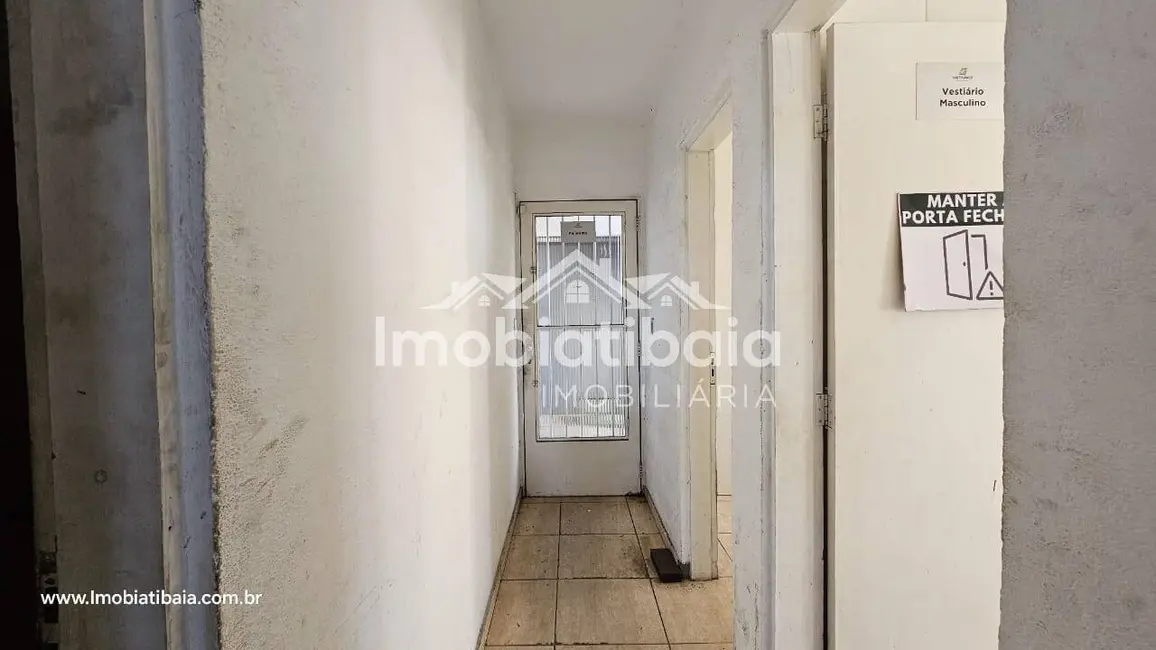 Foto 6 de Armazém / Galpão à venda, 250m2 em Mairipora - SP