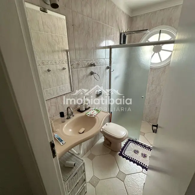 Foto 9 de Casa com 3 quartos à venda e para alugar, 390m2 em Retiro das Fontes, Atibaia - SP
