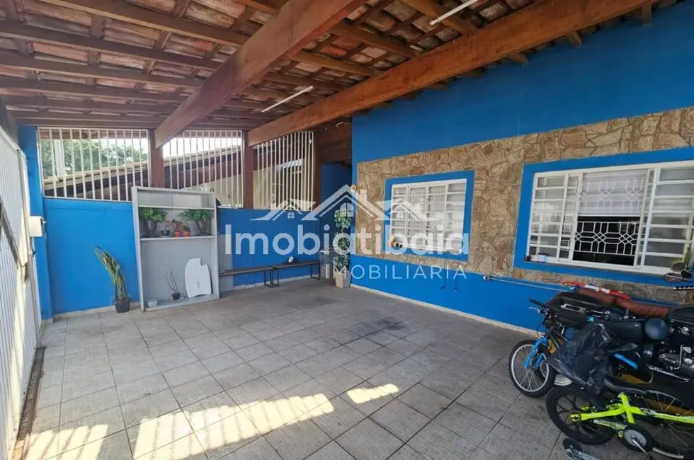 Casa com 3 quartos à venda, 245m2 em Jardim Paulista, Atibaia - SP - imagem 2 Foto 2 de Casa com 3 quartos à venda, 245m2 em Jardim Paulista, Atibaia - SP