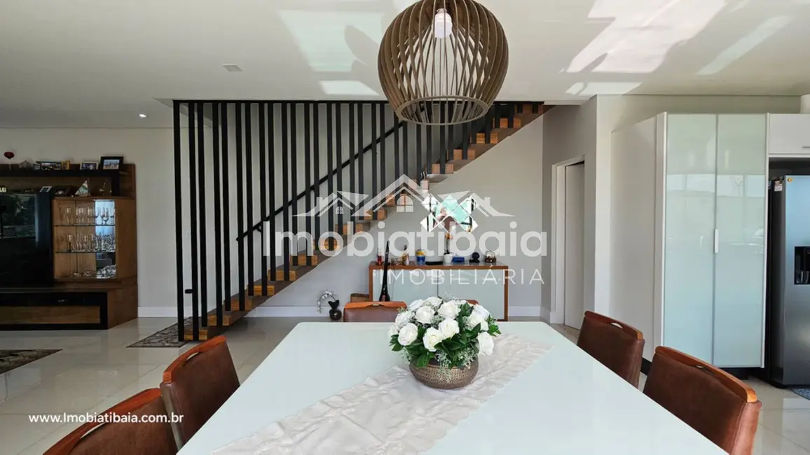 Foto 9 de Casa de Condomínio com 3 quartos à venda, 300m2 em Rio Abaixo, Atibaia - SP