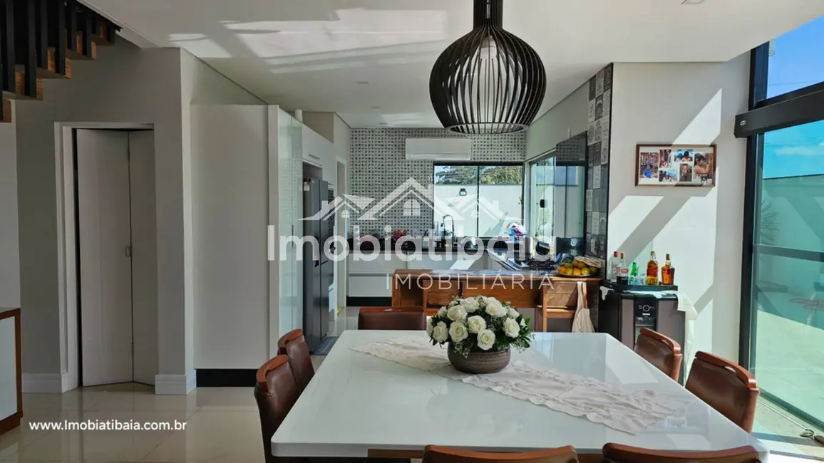 Foto 3 de Casa de Condomínio com 3 quartos à venda, 300m2 em Rio Abaixo, Atibaia - SP